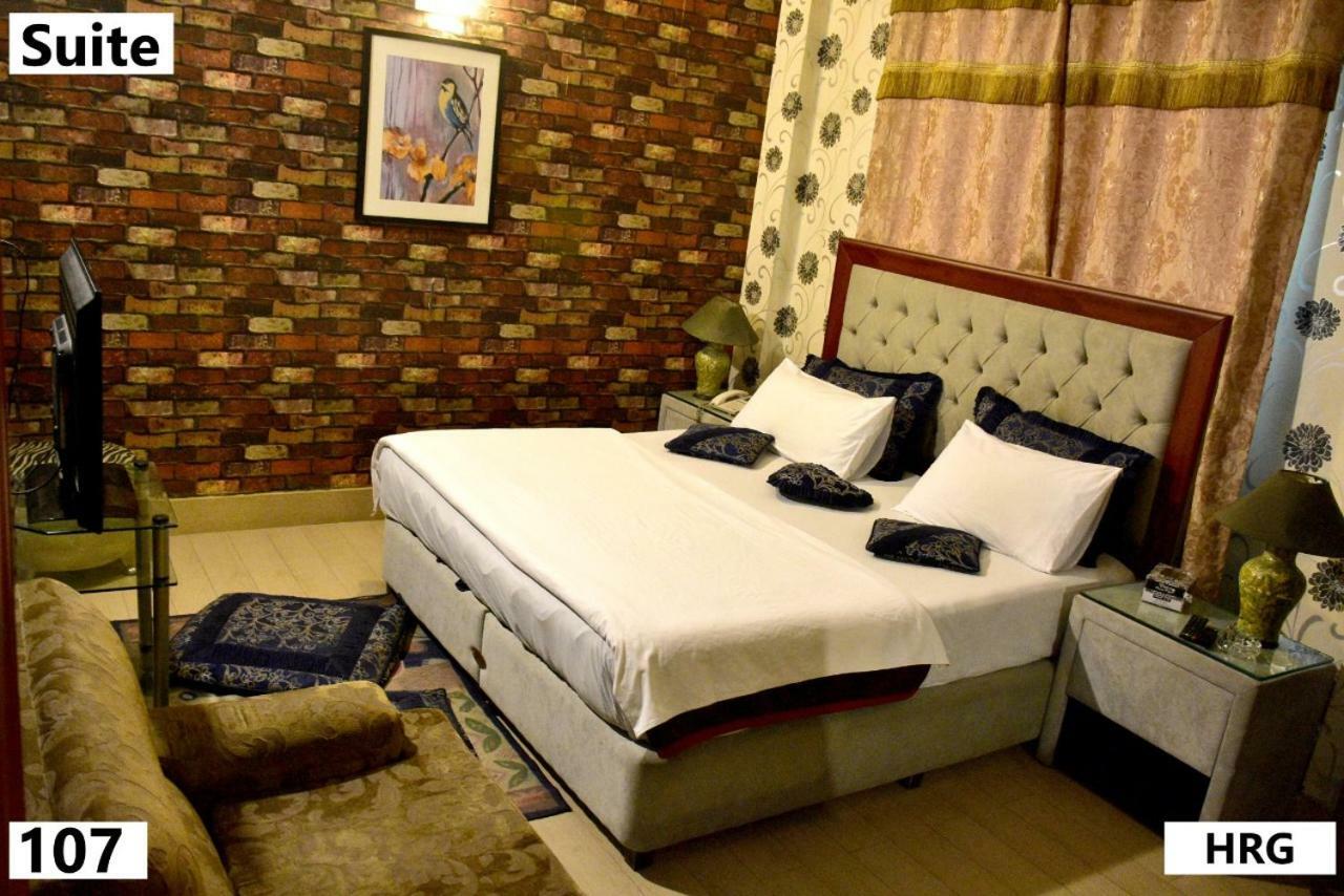 Hotel Royal Gardens Lahore Extérieur photo