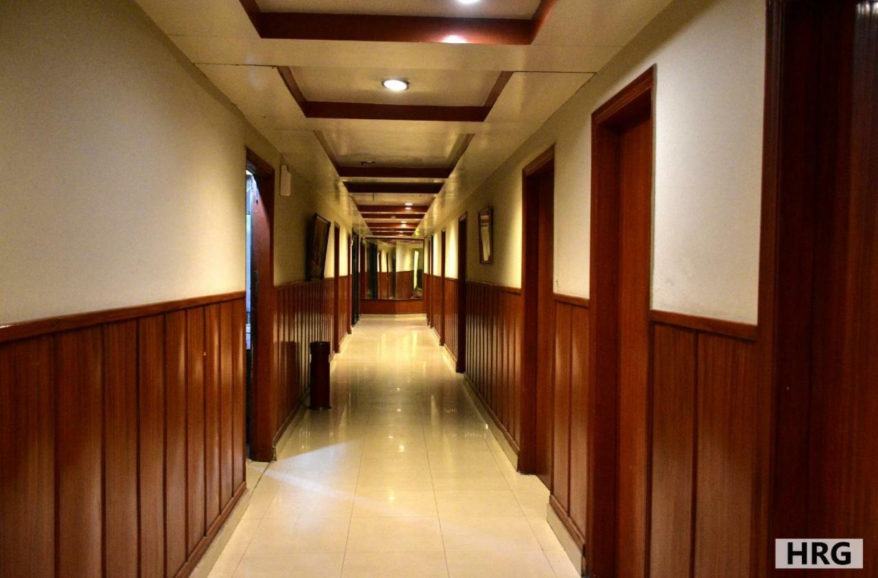 Hotel Royal Gardens Lahore Extérieur photo